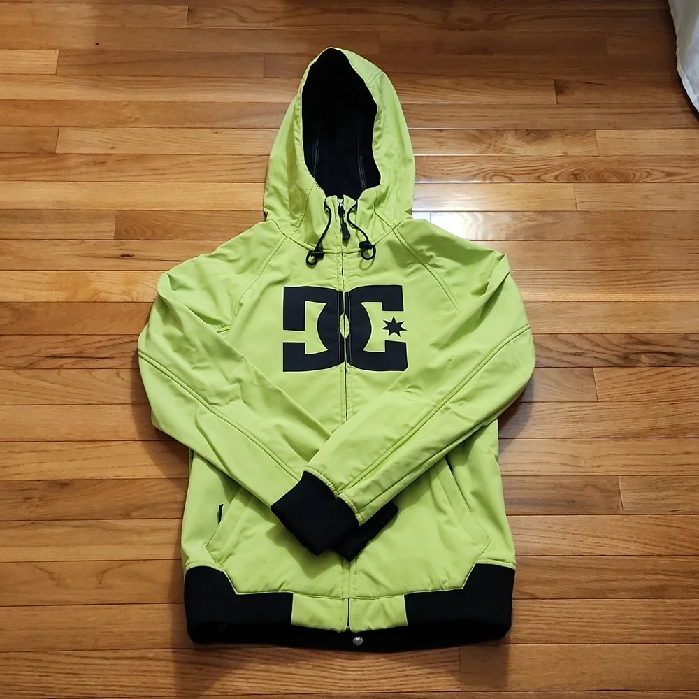 DC Snowboarding Shell Jacket - Picture 1 of 6